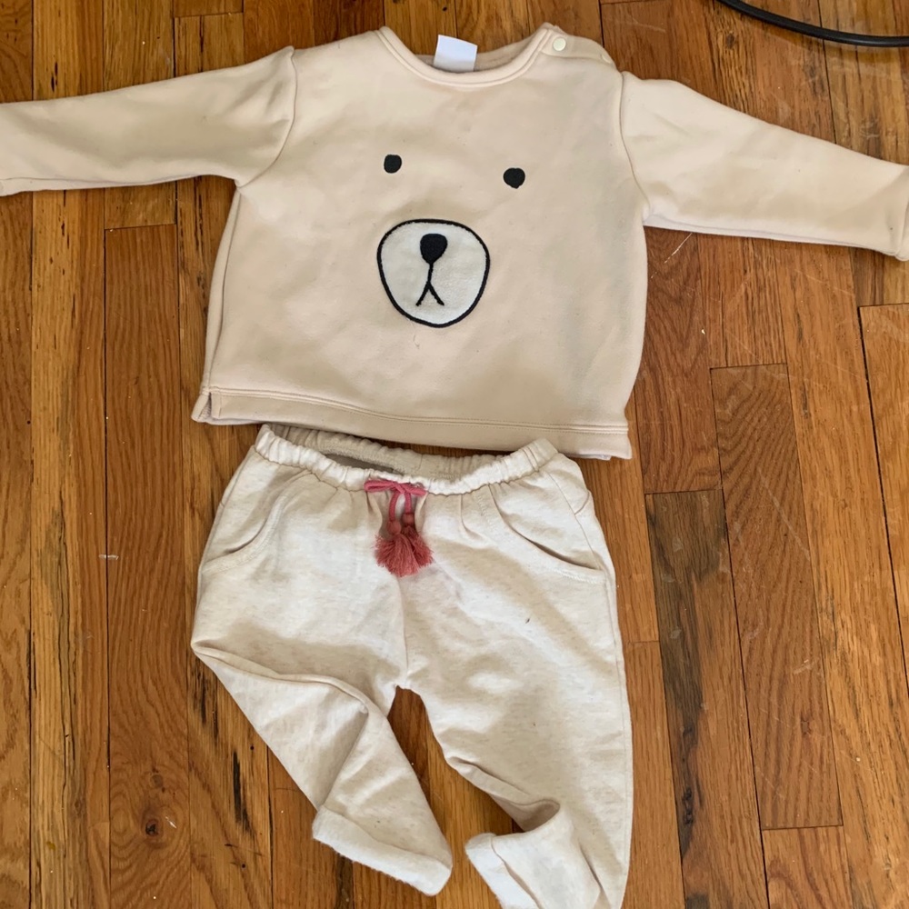 Toddler Zara sweat suit, size 12-18 months